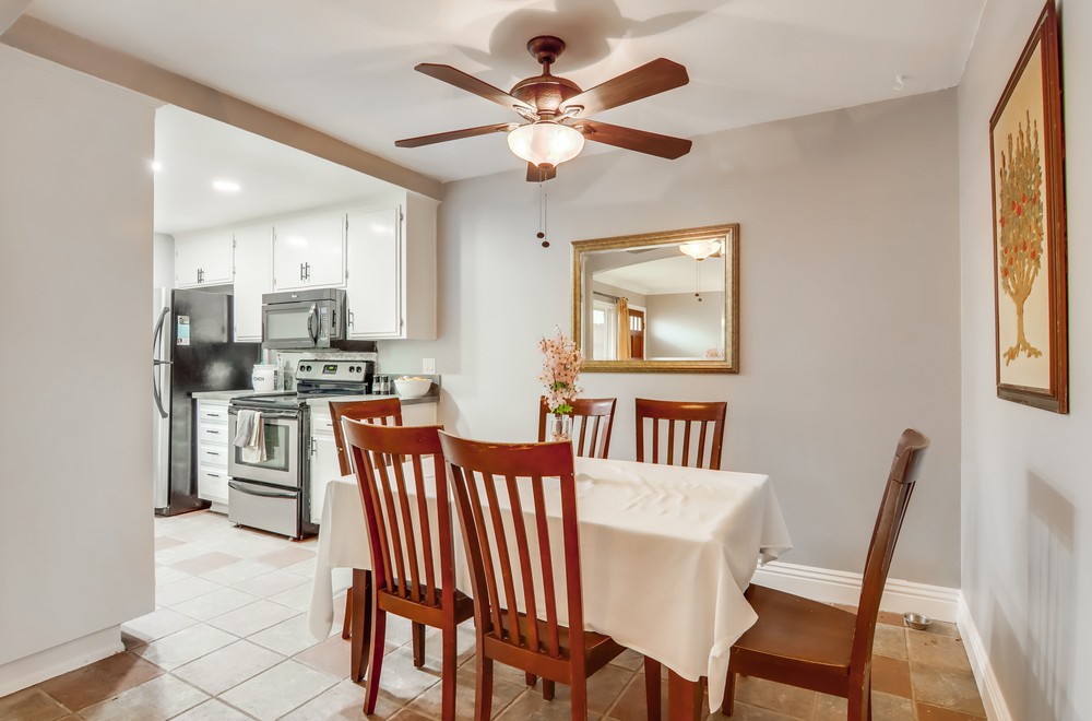 Virtual tour photo 16 of 40 for 1231 Pennsylvania Ave APT 3