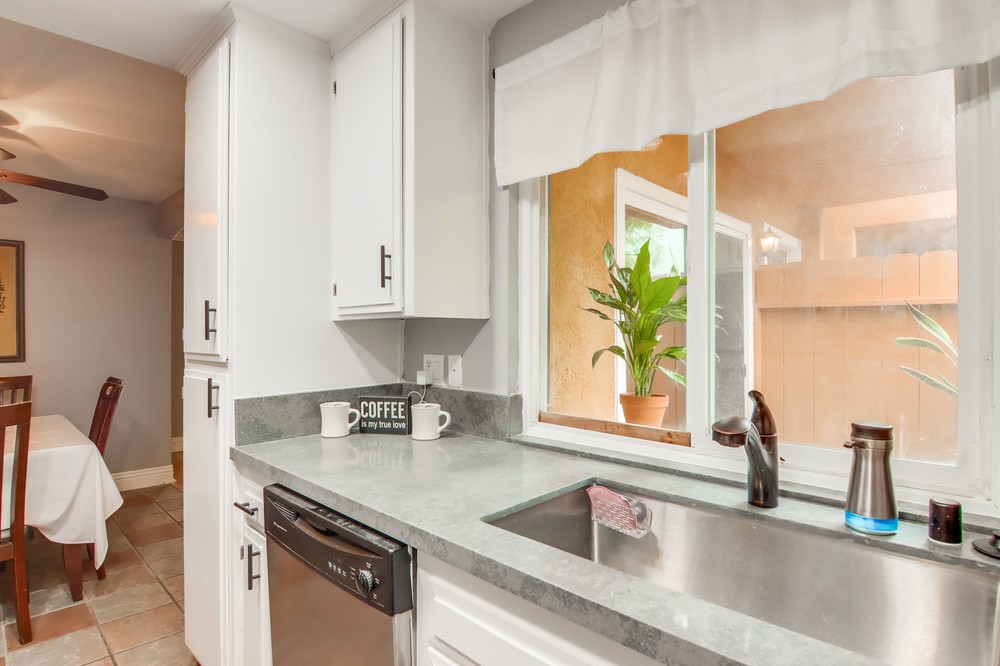 Virtual tour photo 25 of 40 for 1231 Pennsylvania Ave APT 3