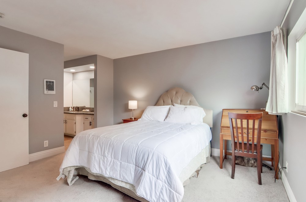 Virtual tour photo 30 of 40 for 1231 Pennsylvania Ave APT 3