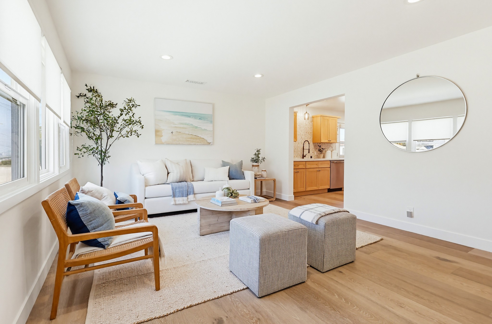 Virtual tour photo 8 of 68 for 1231 W Santa Cruz St