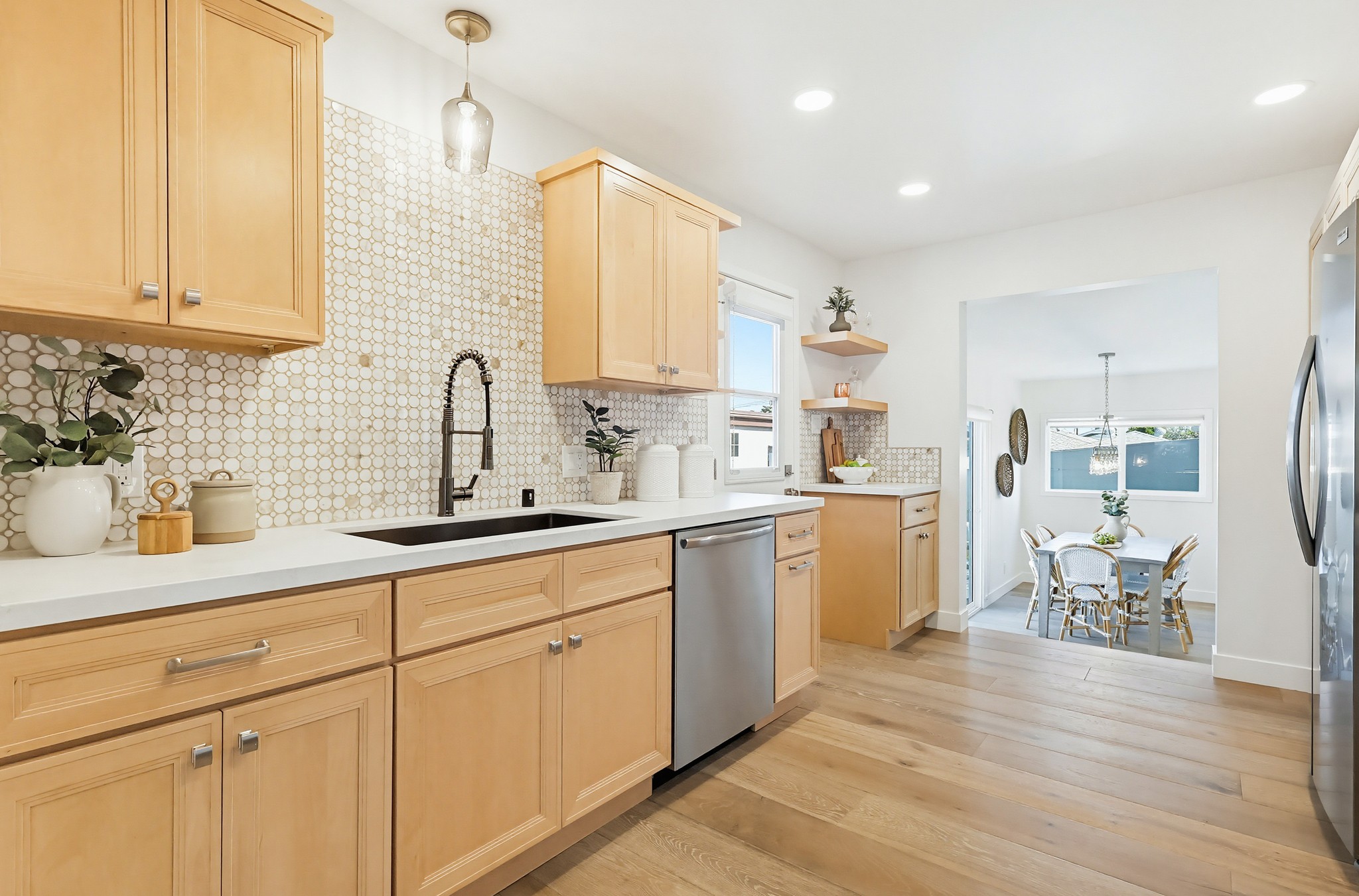 Virtual tour photo 15 of 68 for 1231 W Santa Cruz St