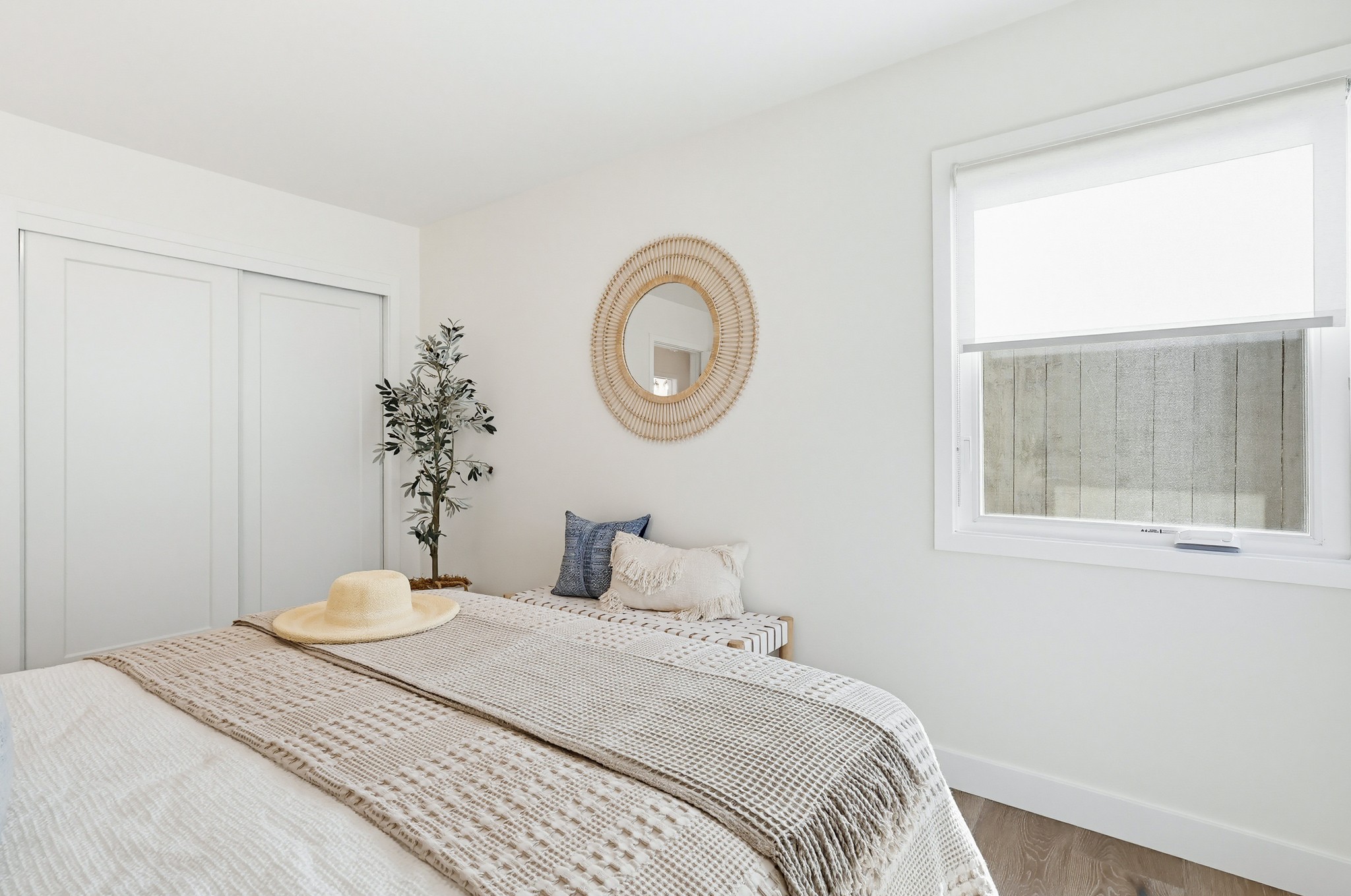 Virtual tour photo 33 of 68 for 1231 W Santa Cruz St