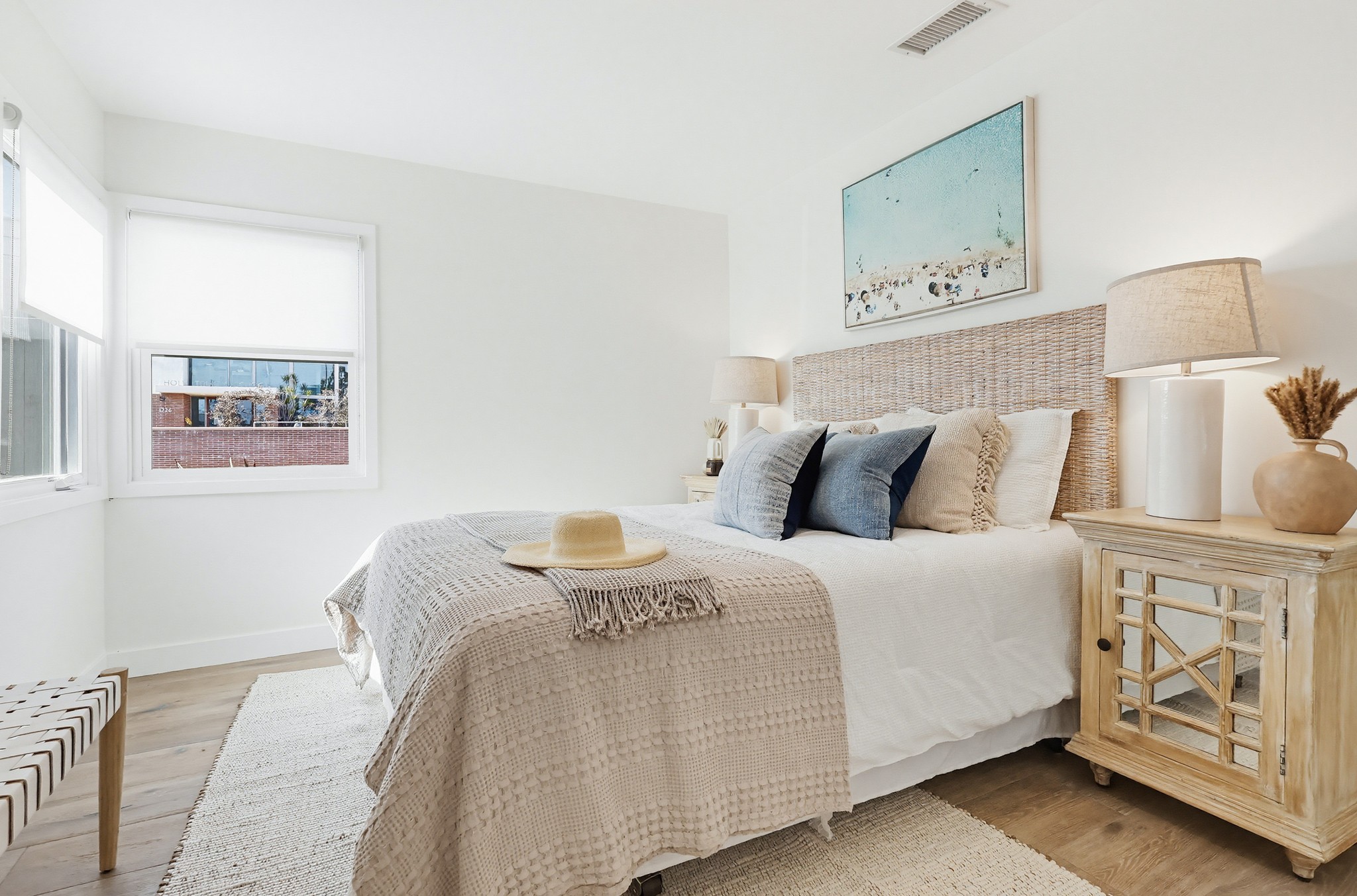 Virtual tour photo 34 of 68 for 1231 W Santa Cruz St