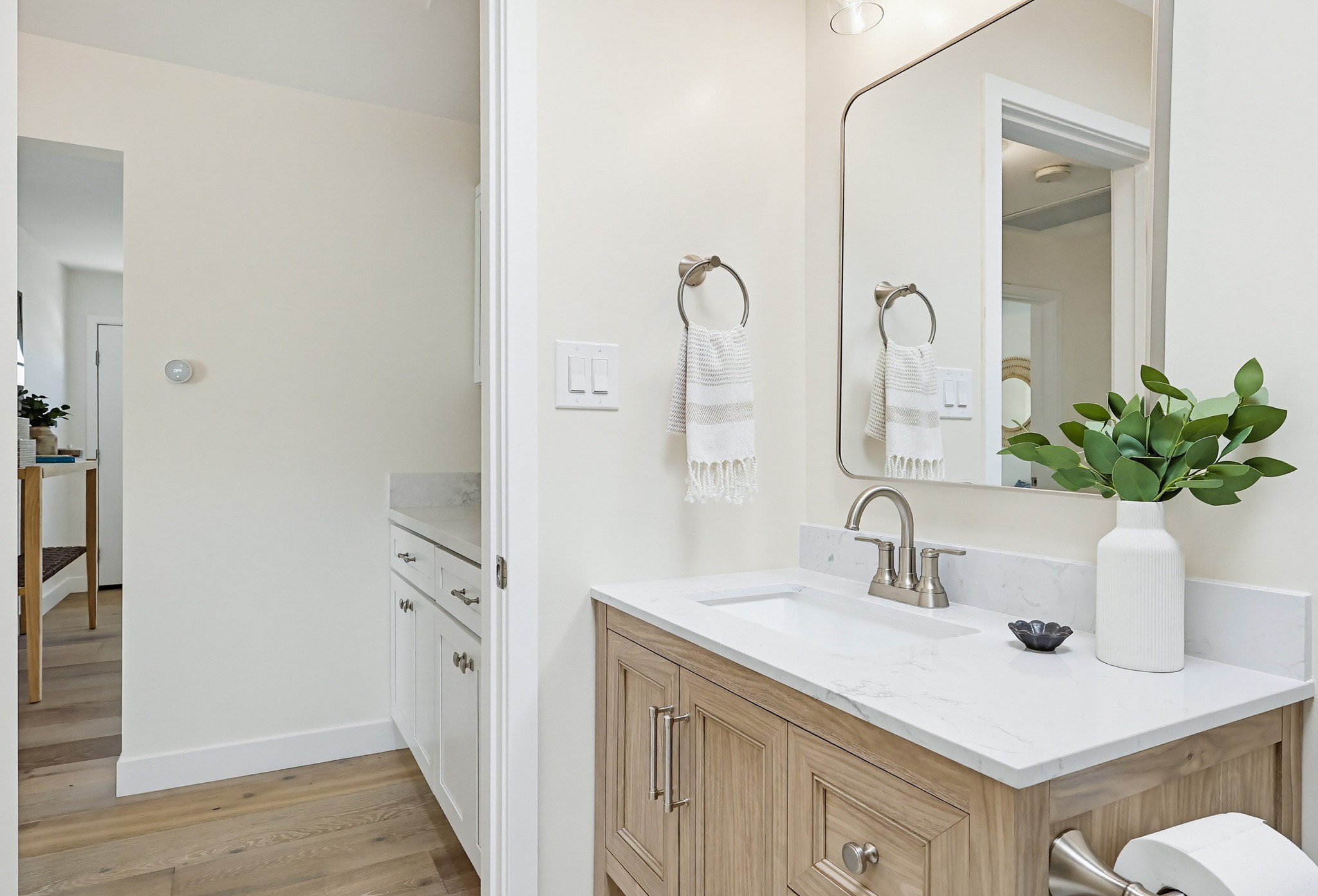 Virtual tour photo 48 of 68 for 1231 W Santa Cruz St
