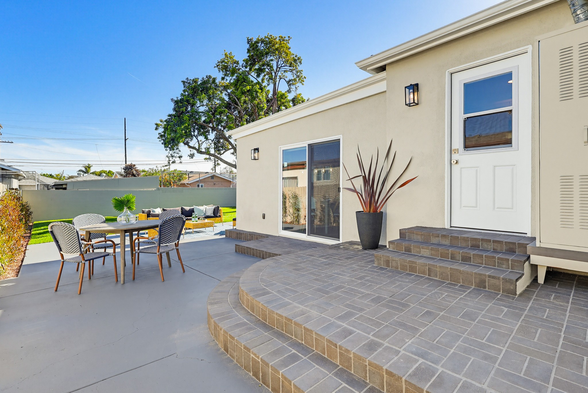 Virtual tour photo 53 of 68 for 1231 W Santa Cruz St