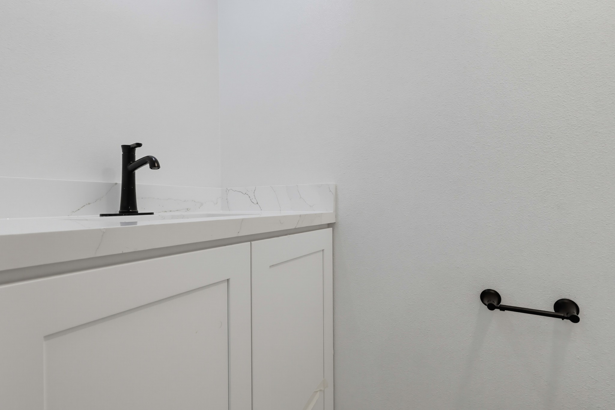 Virtual tour photo 25 of 54 for 12310 Burbank Blvd Apt 13