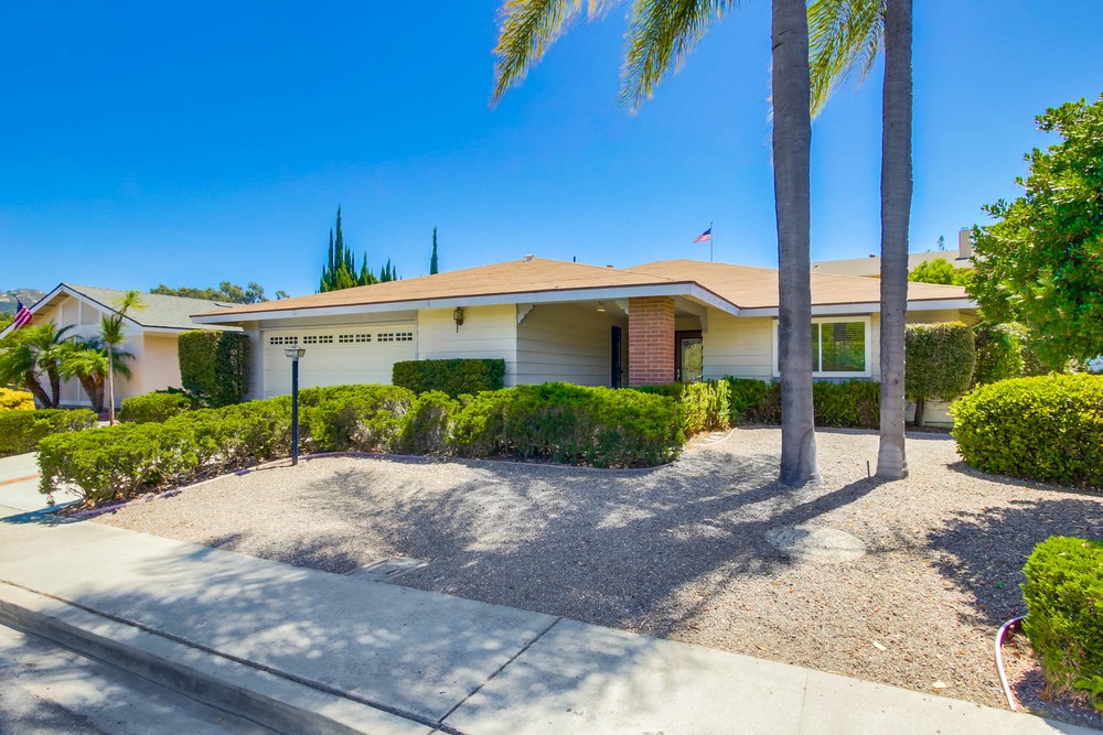 Virtual tour photo 3 of 46 for 12311 Lomica Dr