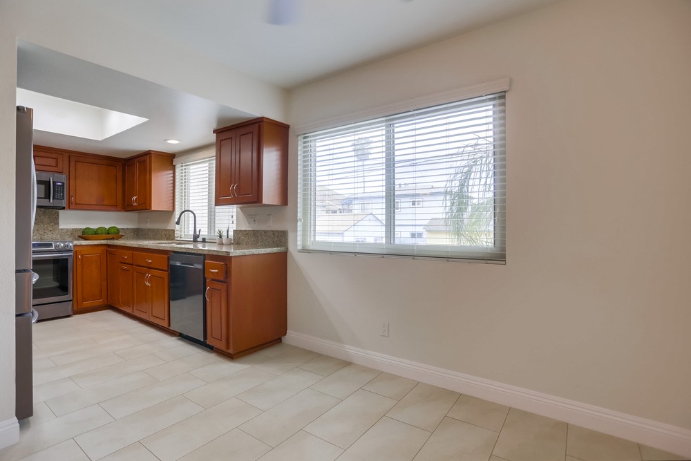 Virtual tour photo 15 of 40 for 1232 Grand Ave