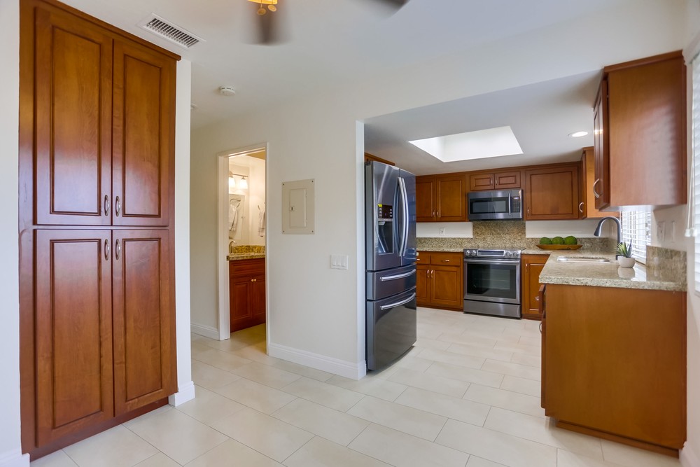 Virtual tour photo 16 of 40 for 1232 Grand Ave