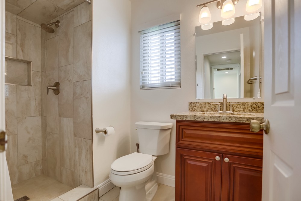 Virtual tour photo 38 of 40 for 1232 Grand Ave