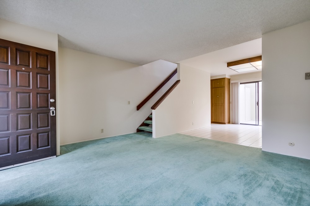 Virtual tour photo 5 of 35 for 1232 River Glen Row #59