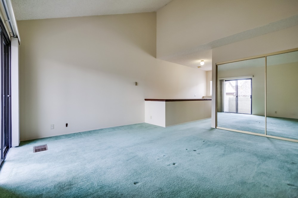 Virtual tour photo 18 of 35 for 1232 River Glen Row #59