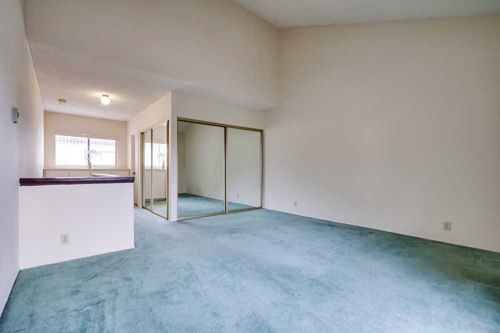 Virtual tour photo 19 of 35 for 1232 River Glen Row #59
