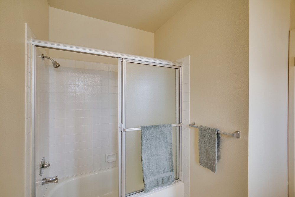 Virtual tour photo 21 of 35 for 1232 River Glen Row #59