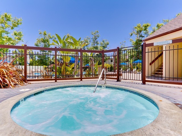 Virtual tour photo 28 of 35 for 1232 River Glen Row #59
