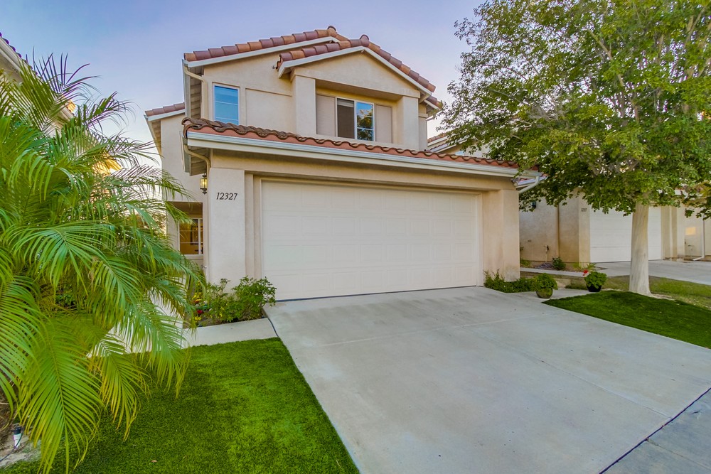Virtual tour photo 4 of 41 for 12327 Caminito Peral
