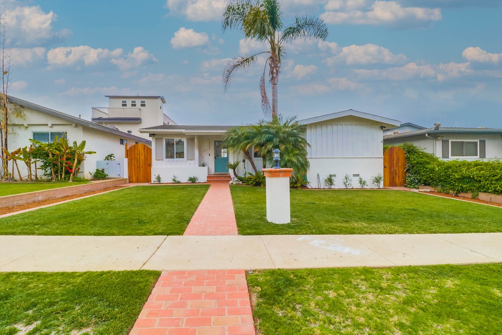 Virtual tour photo 1 of 40 for 1233 Tourmaline St