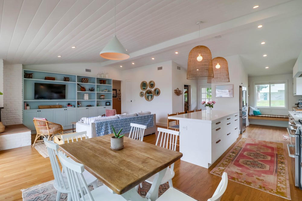 Virtual tour photo 13 of 40 for 1233 Tourmaline St