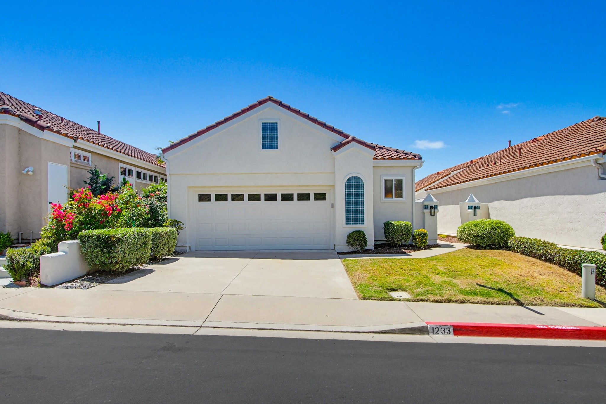 Virtual tour photo 3 of 50 for 1233 Via Rafael