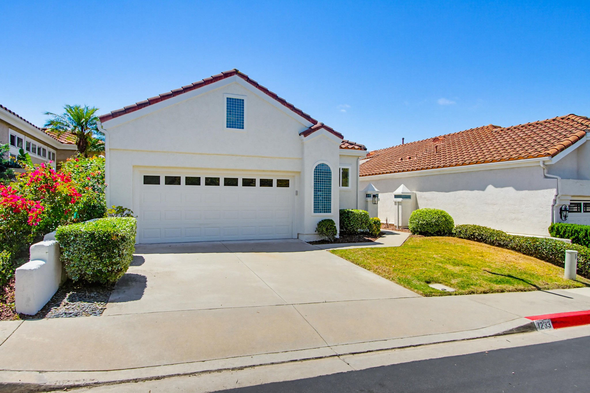 Virtual tour photo 4 of 50 for 1233 Via Rafael