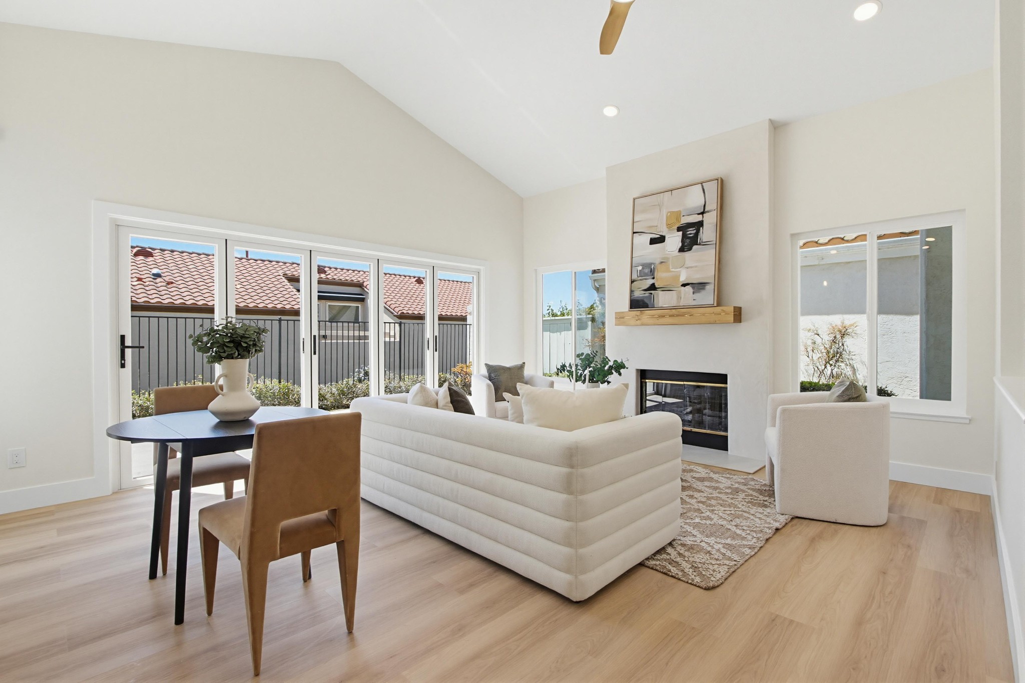 Virtual tour photo 11 of 50 for 1233 Via Rafael