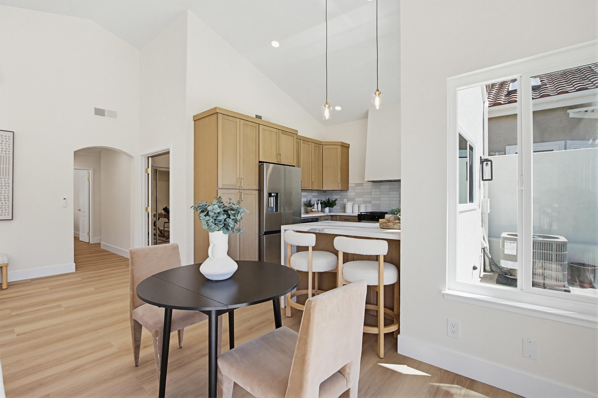 Virtual tour photo 17 of 50 for 1233 Via Rafael