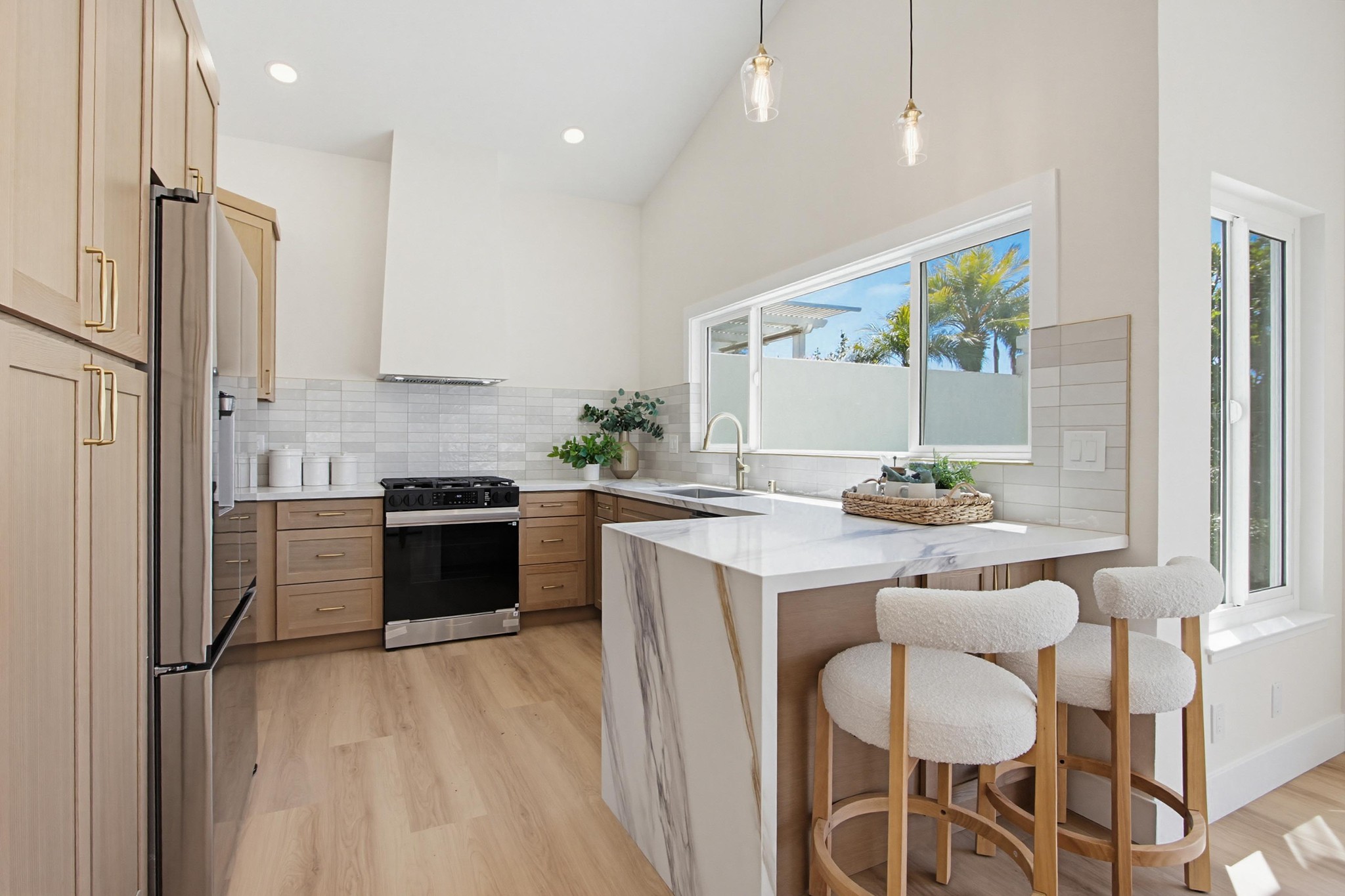 Virtual tour photo 19 of 50 for 1233 Via Rafael