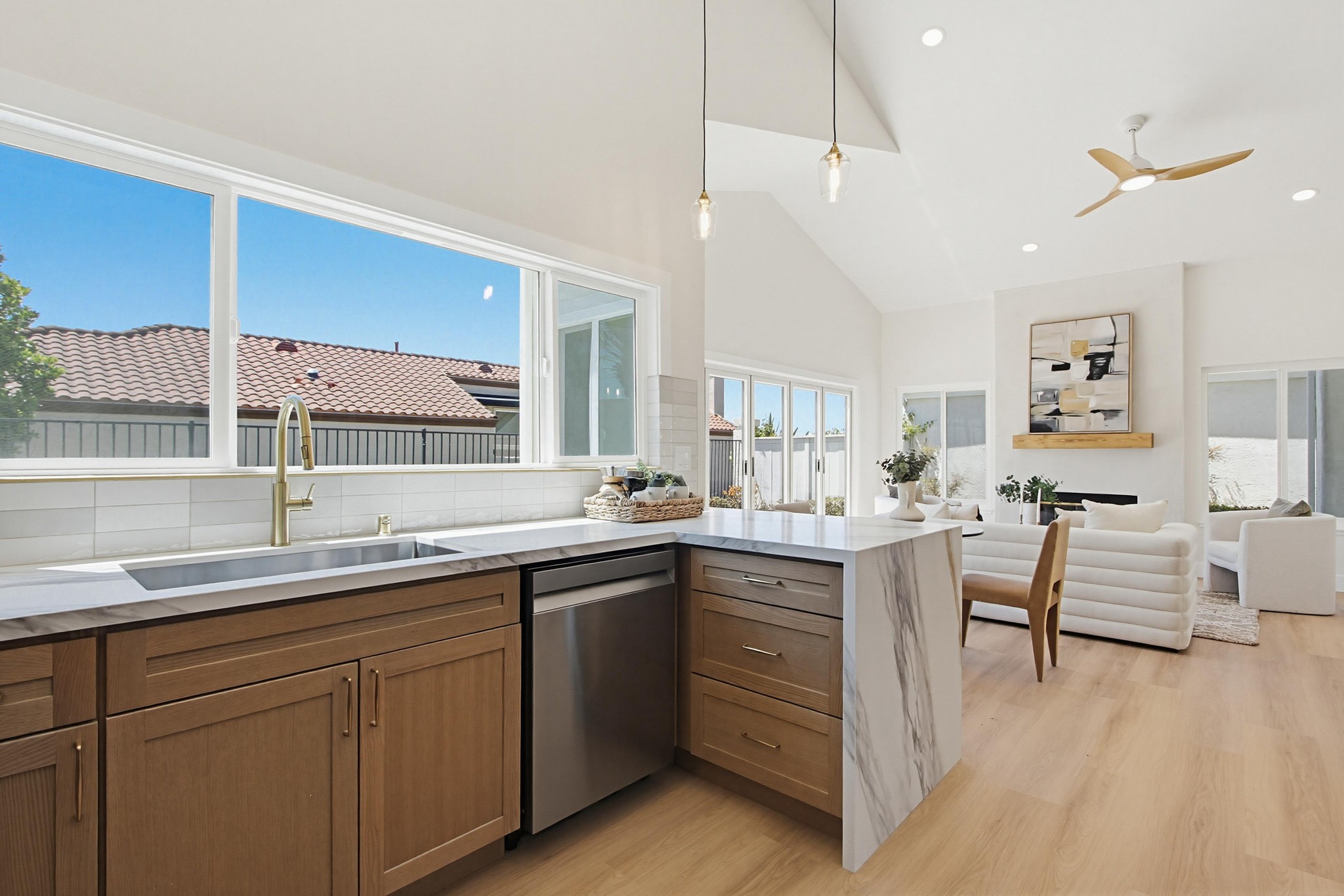 Virtual tour photo 22 of 50 for 1233 Via Rafael