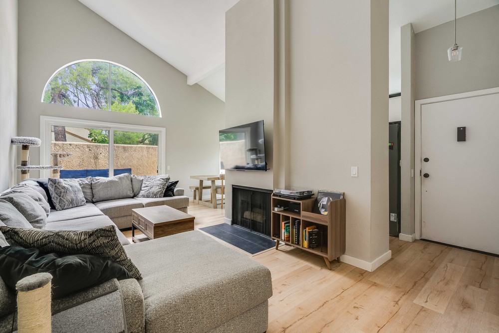 Virtual tour photo 102 of 105 for 12330 Magnolia Blvd