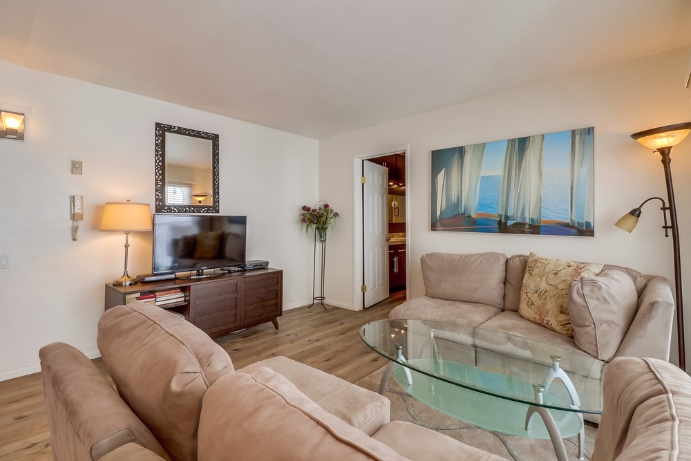 Virtual tour photo 8 of 40 for 1235 Parker Pl UNIT 2J