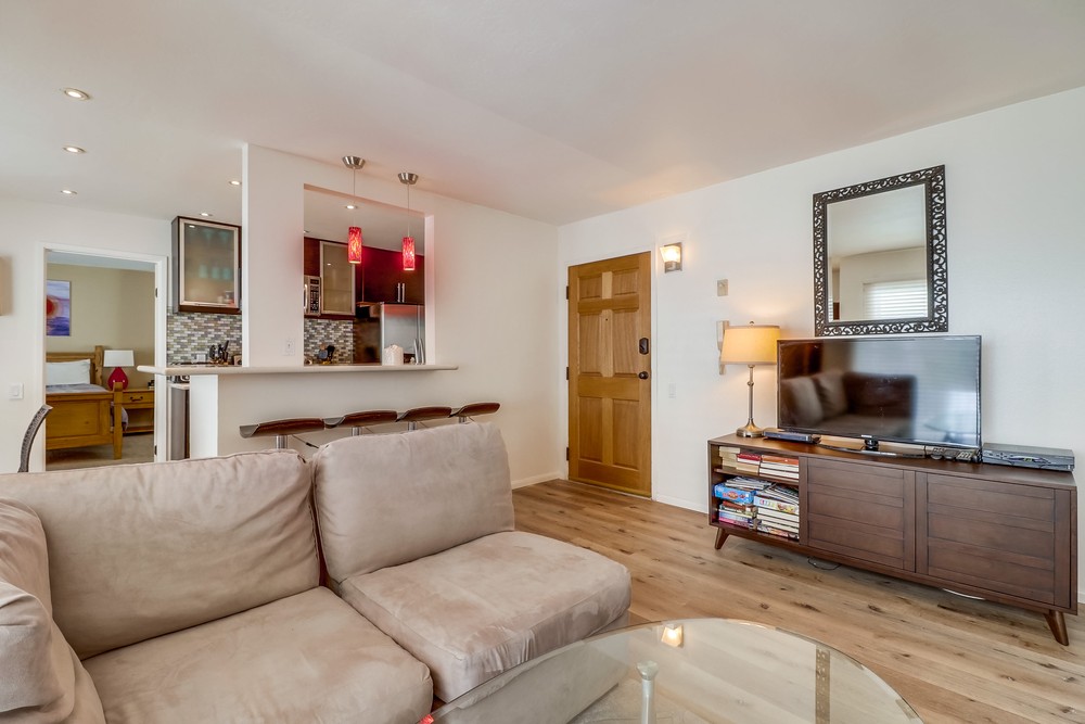 Virtual tour photo 9 of 40 for 1235 Parker Pl UNIT 2J