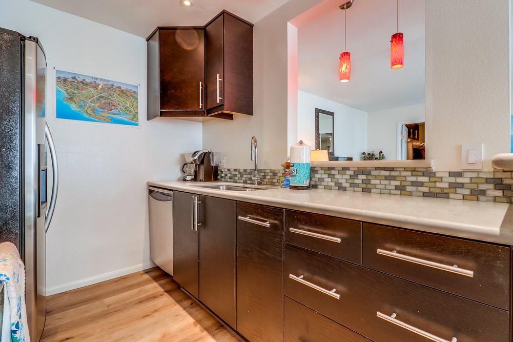 Virtual tour photo 18 of 40 for 1235 Parker Pl UNIT 2J
