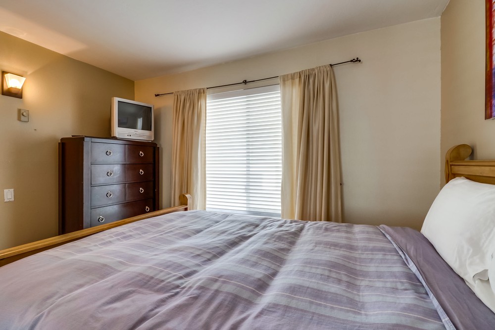 Virtual tour photo 25 of 40 for 1235 Parker Pl UNIT 2J