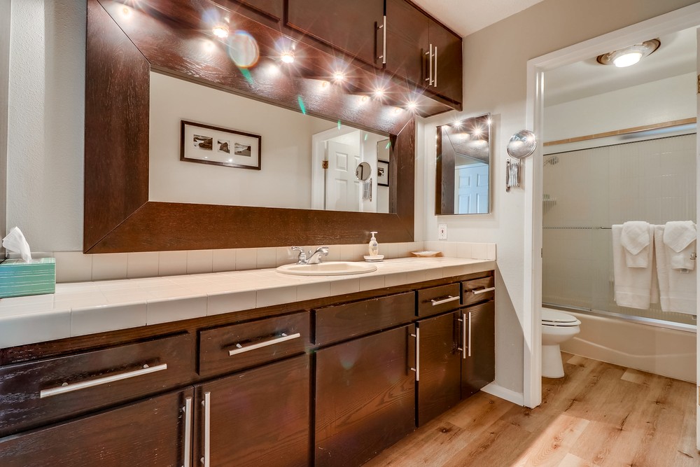 Virtual tour photo 28 of 40 for 1235 Parker Pl UNIT 2J