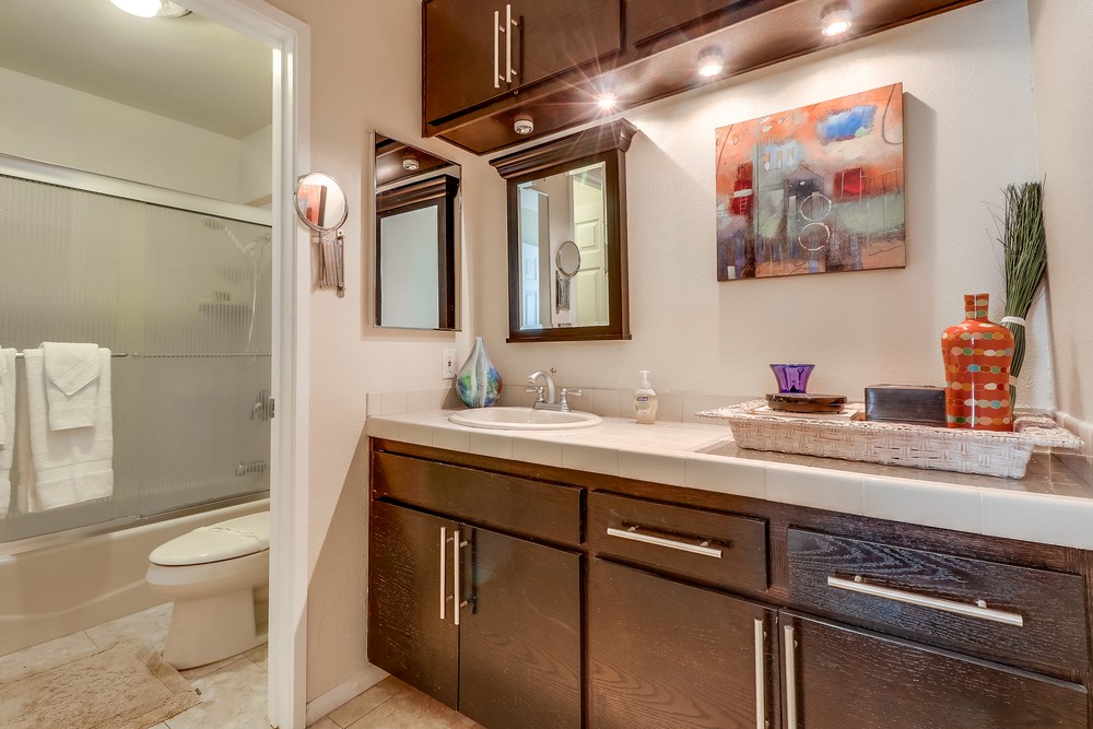Virtual tour photo 34 of 40 for 1235 Parker Pl UNIT 2J