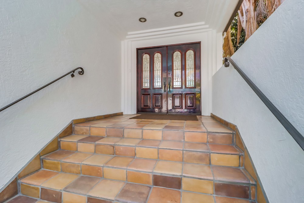 Virtual tour photo 7 of 64 for 1235 Sassafras St