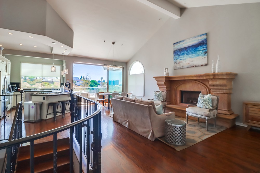 Virtual tour photo 8 of 64 for 1235 Sassafras St