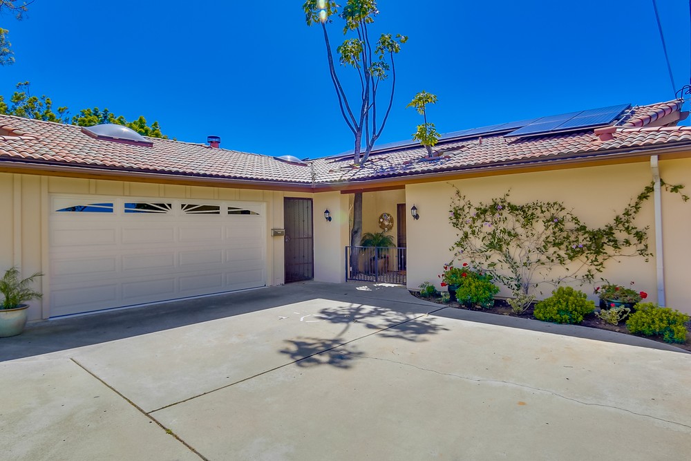 Virtual tour photo 5 of 64 for 1236 Concord St