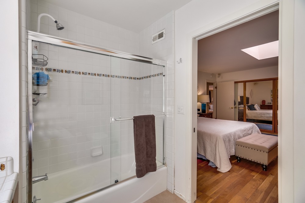 Virtual tour photo 30 of 64 for 1236 Concord St