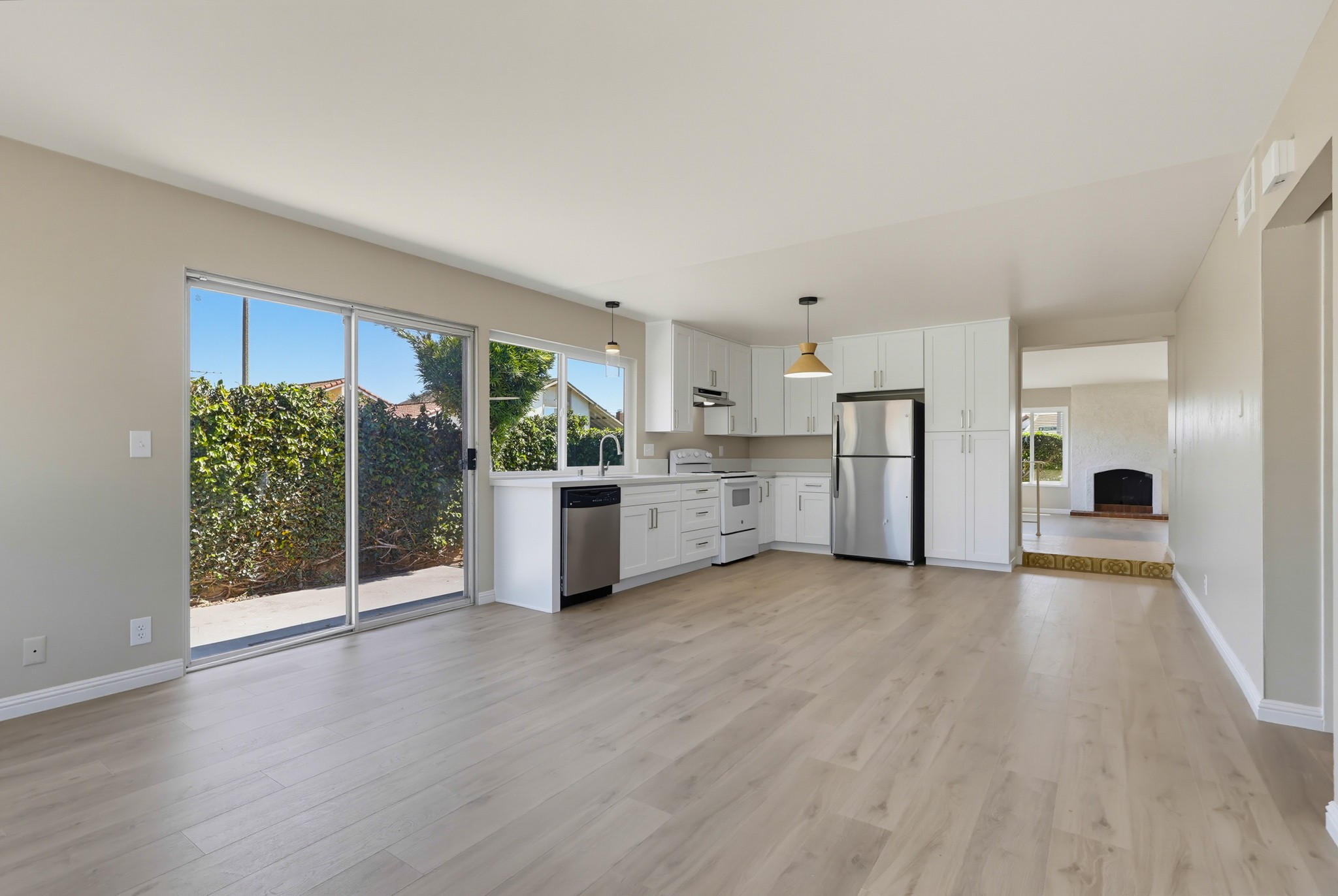 Virtual tour photo 22 of 73 for 12361 Paseo Dr