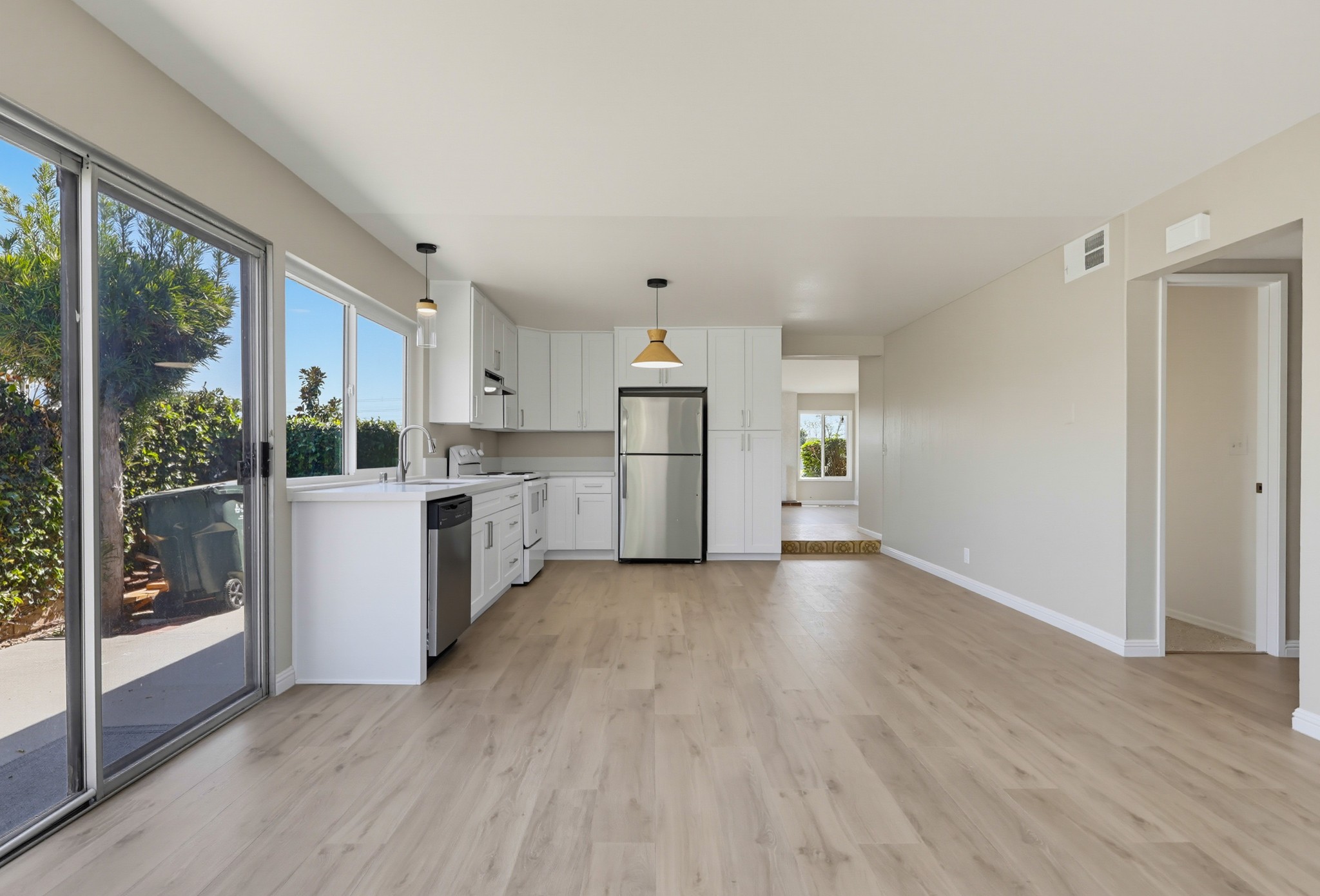 Virtual tour photo 23 of 73 for 12361 Paseo Dr