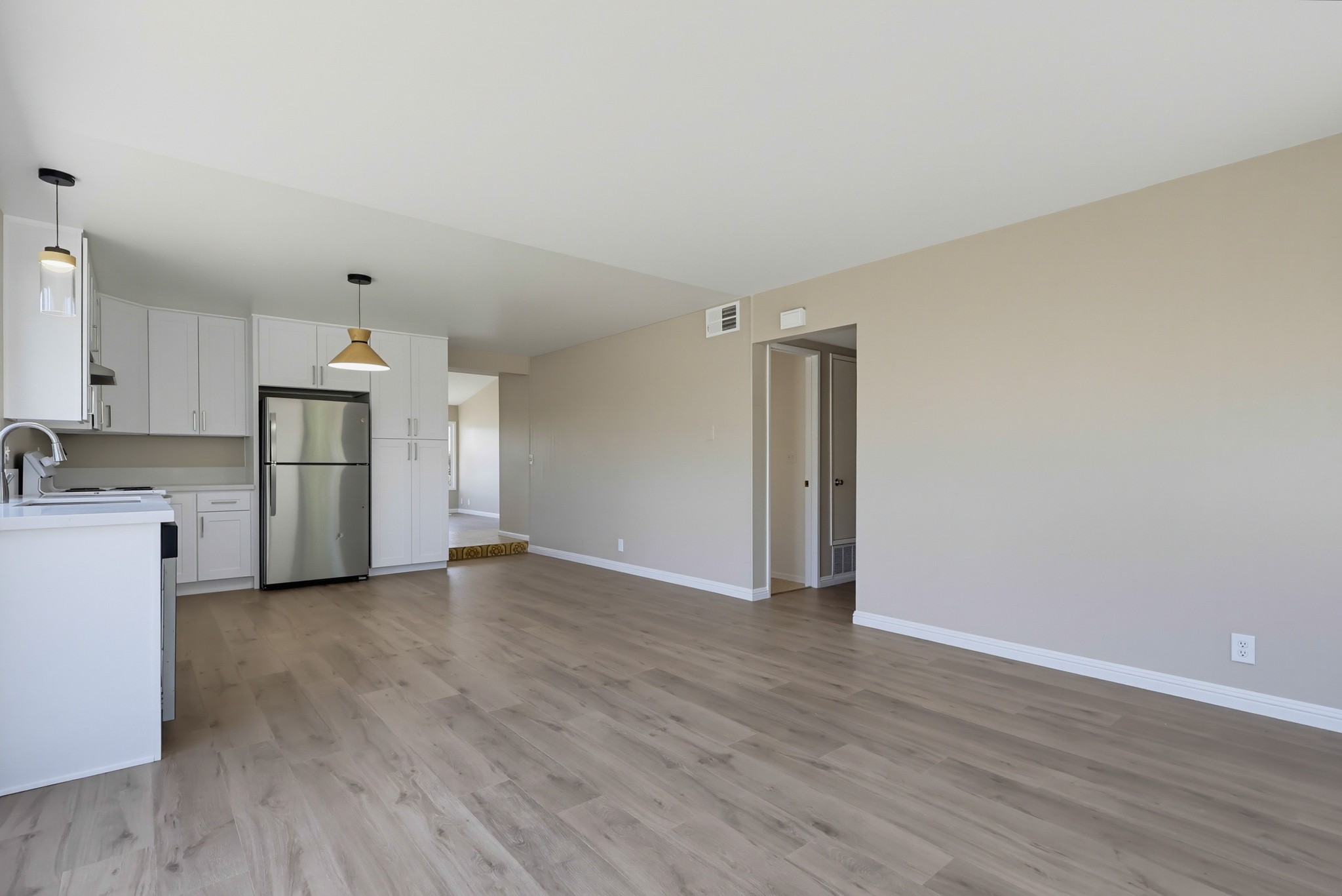 Virtual tour photo 24 of 73 for 12361 Paseo Dr