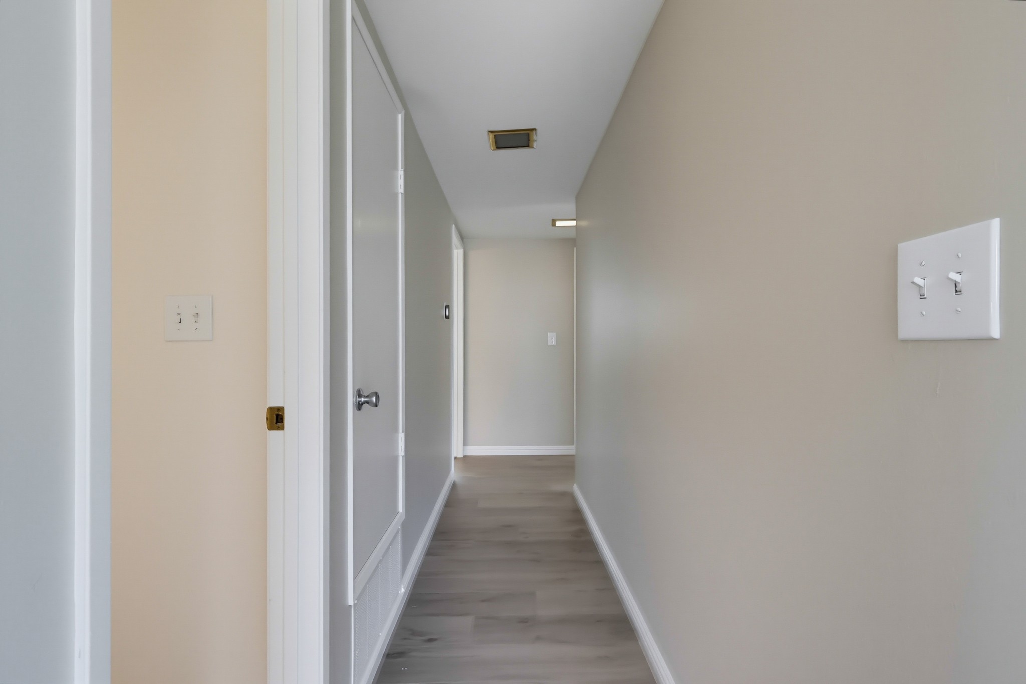 Virtual tour photo 30 of 73 for 12361 Paseo Dr
