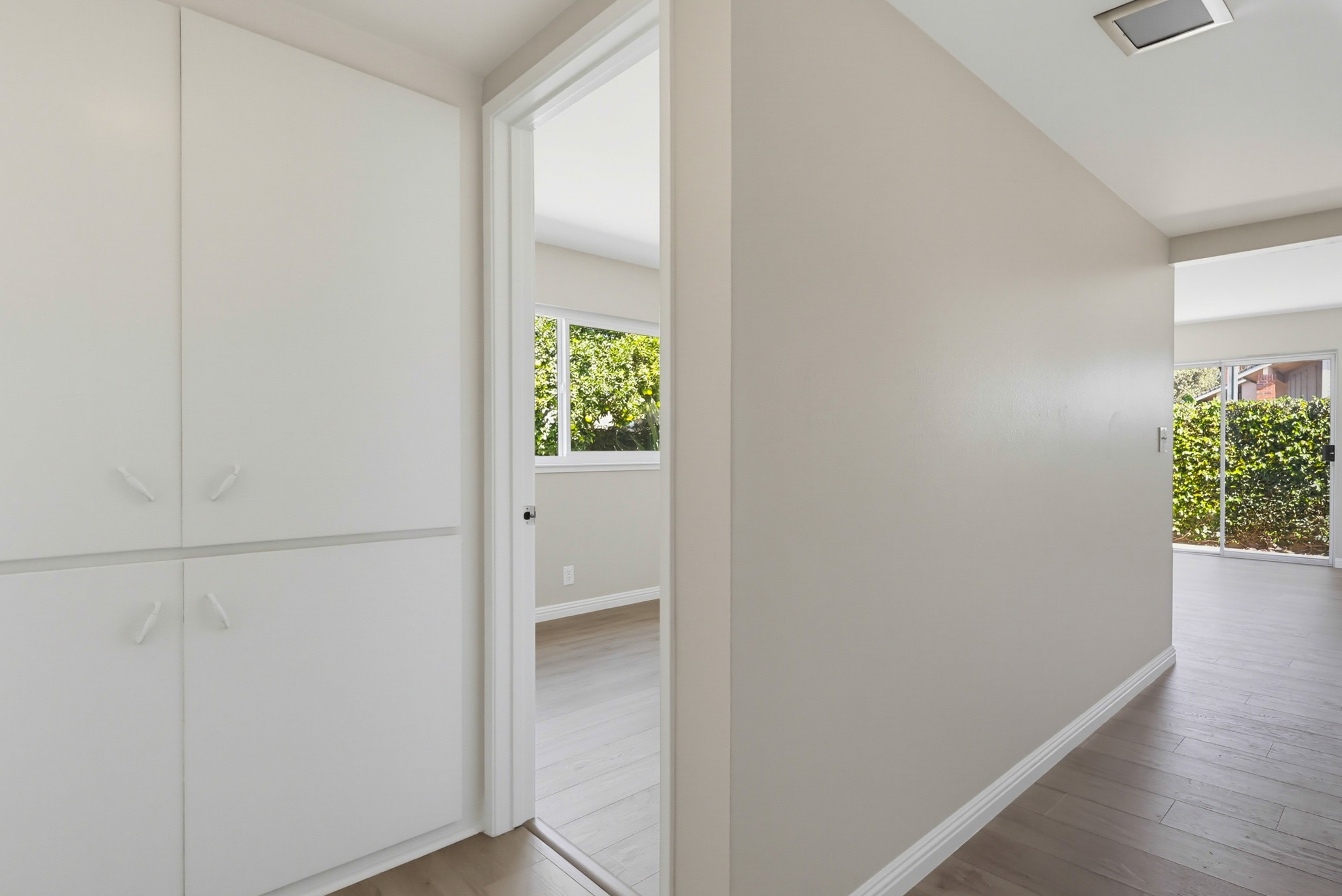Virtual tour photo 31 of 73 for 12361 Paseo Dr
