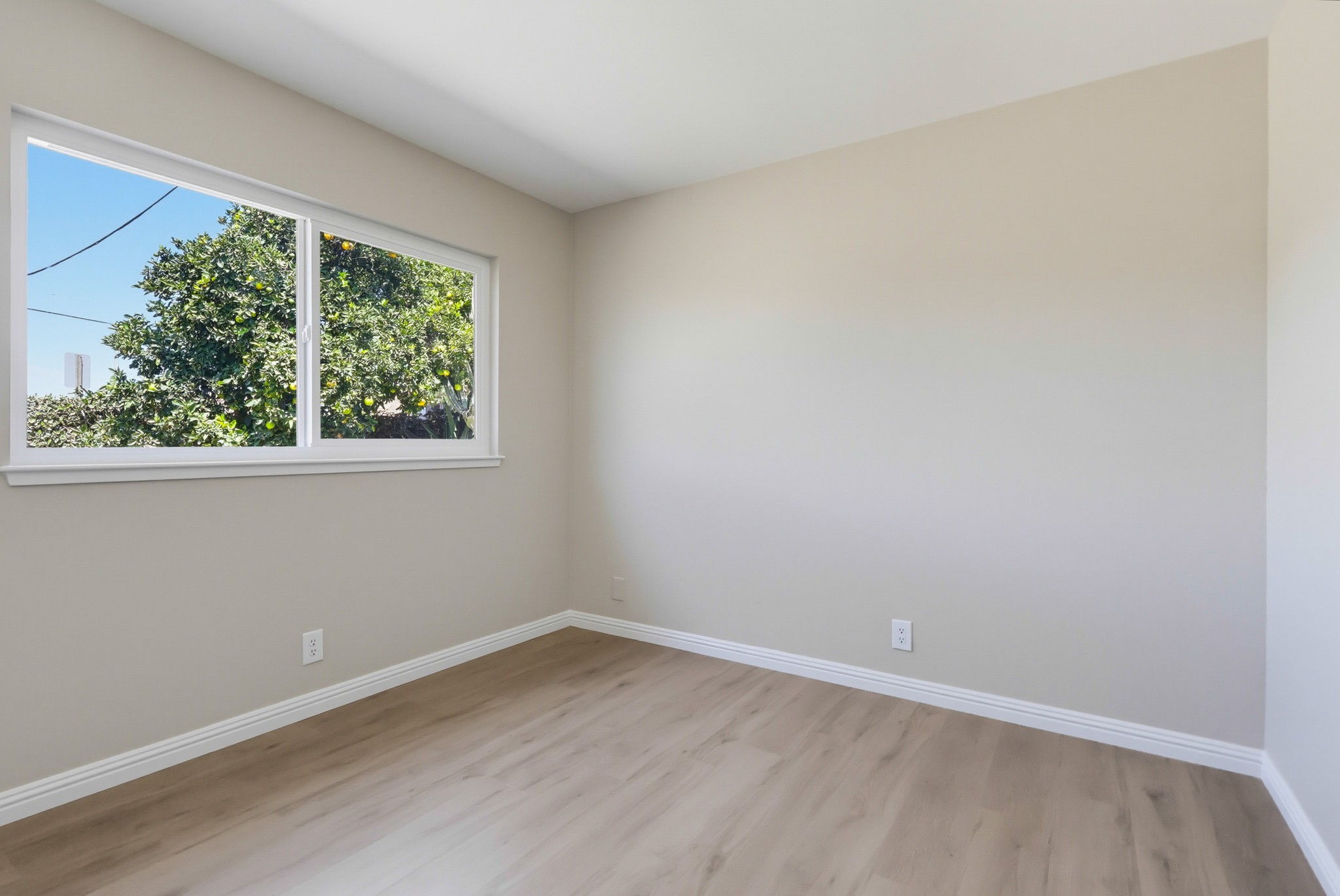 Virtual tour photo 43 of 73 for 12361 Paseo Dr