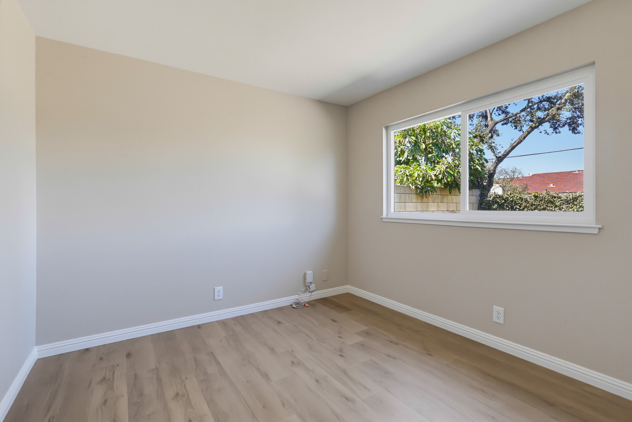 Virtual tour photo 48 of 73 for 12361 Paseo Dr
