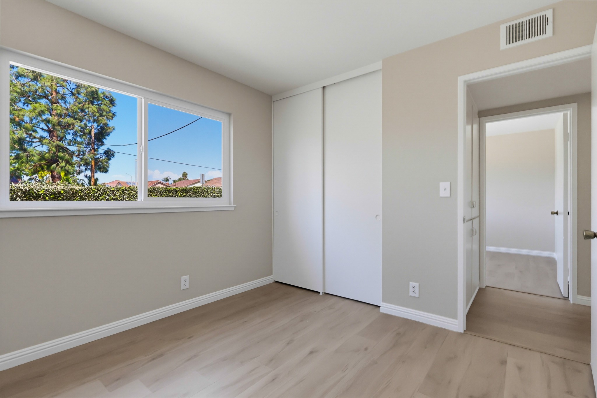 Virtual tour photo 49 of 73 for 12361 Paseo Dr