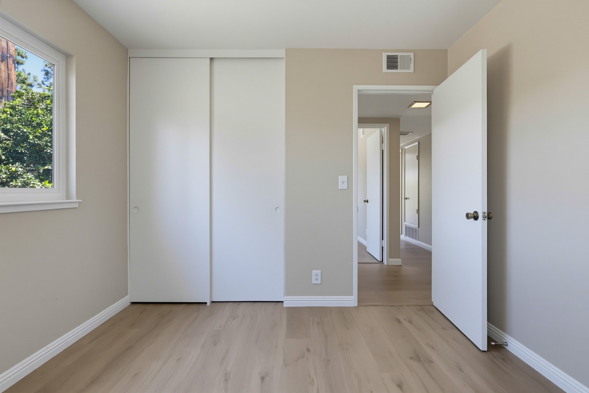 Virtual tour photo 50 of 73 for 12361 Paseo Dr