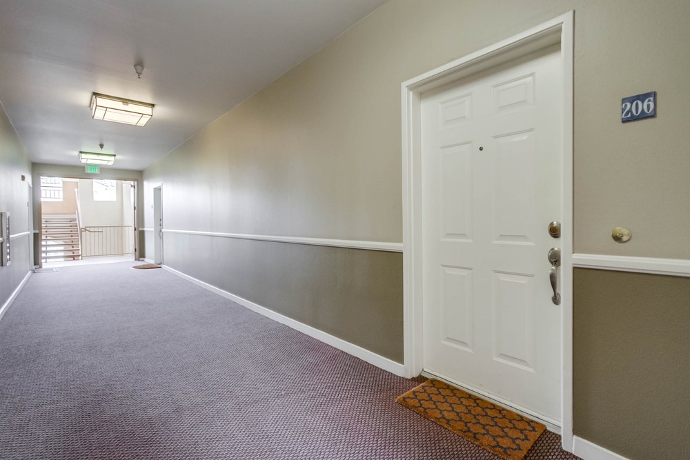 Virtual tour photo 6 of 38 for 12368 Carmel Country Rd D206