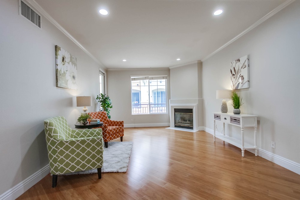 Virtual tour photo 9 of 38 for 12368 Carmel Country Rd D206